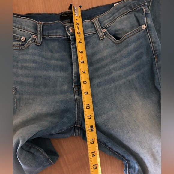 Banana Republic|Medium wash distressed skinny jeans, size 10/30 ••• - Picture 10 of 11